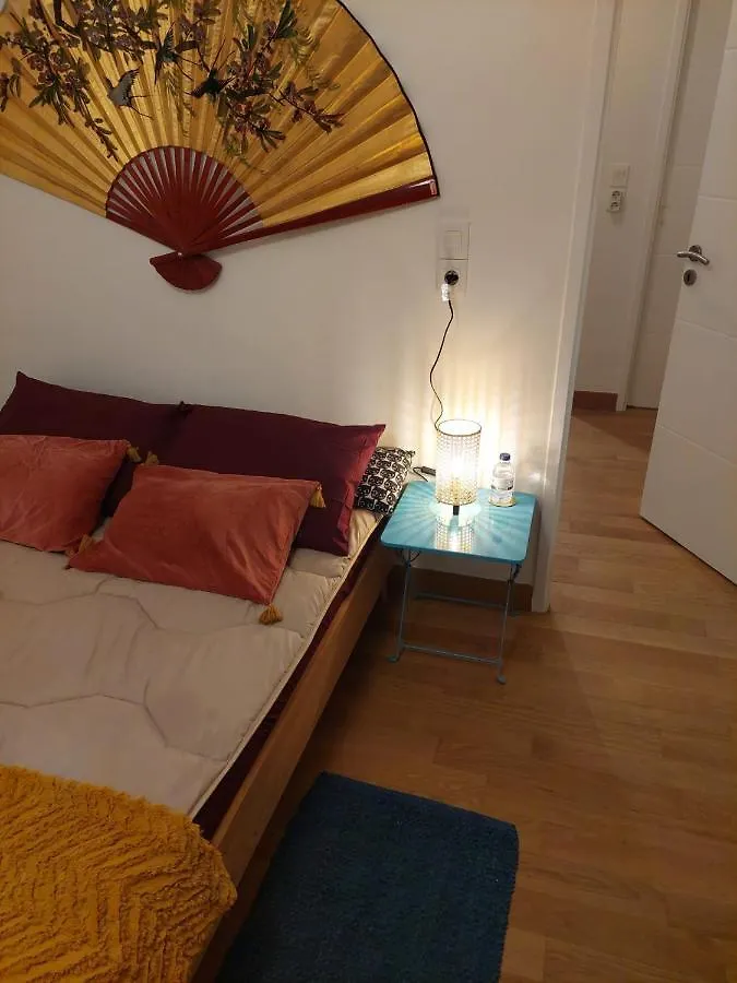 Apartament Paris-Versailles-Cosy-Calme-Wifi  Paryż